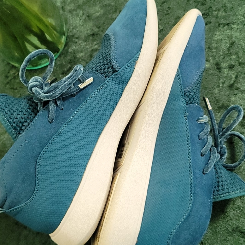 Call It Spring Teal Sneakers size 9 WOW - Picture 6 of 7